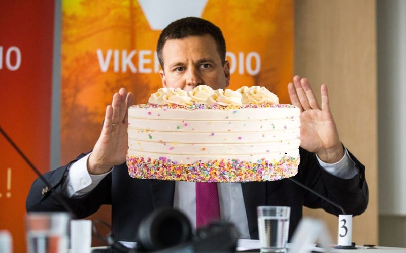 615651hb9b7t28-1 (1)