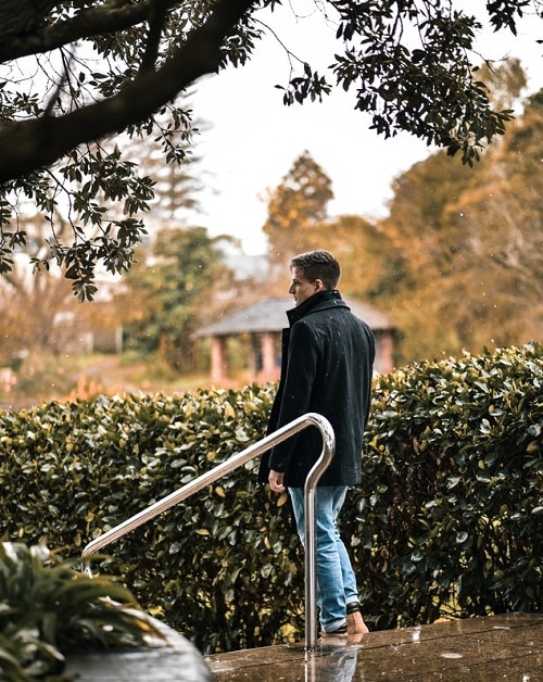 photo-1591586188369-ddb534557c56