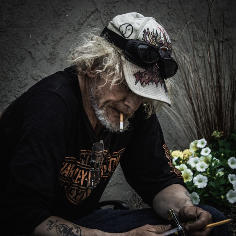 photo-1602700824379-e7611a31bcc8