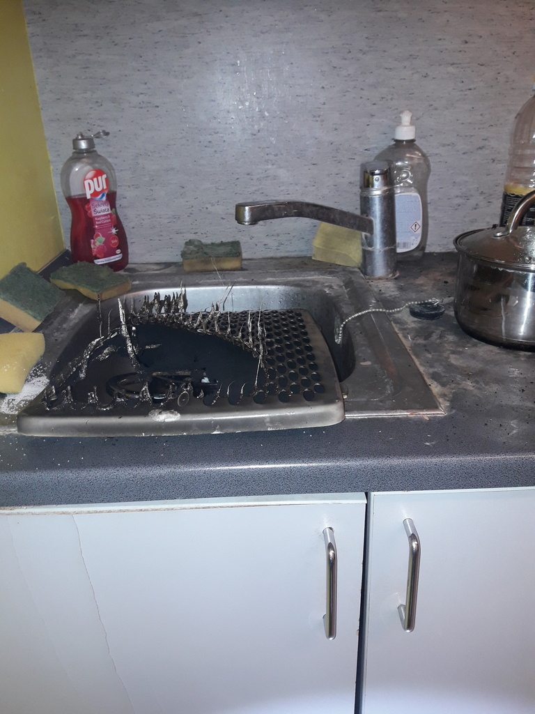 FOTOD: Võrus läks põlema elumaja! 13 27.01.21 Toidukorbemine Tartu Narva mnt 2