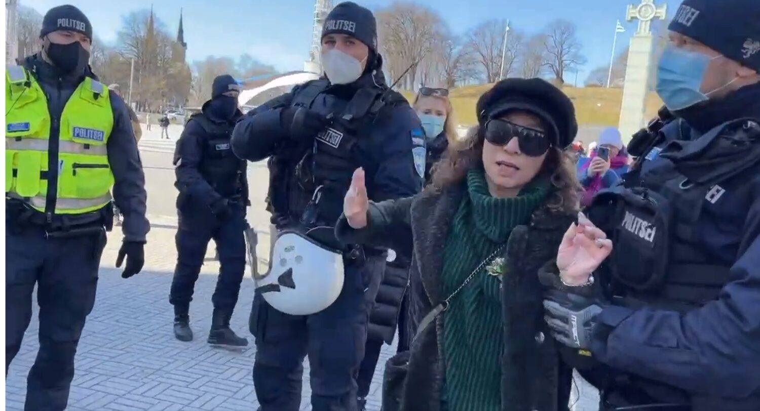 93042259_10223460360431834_6065274707135954944_n