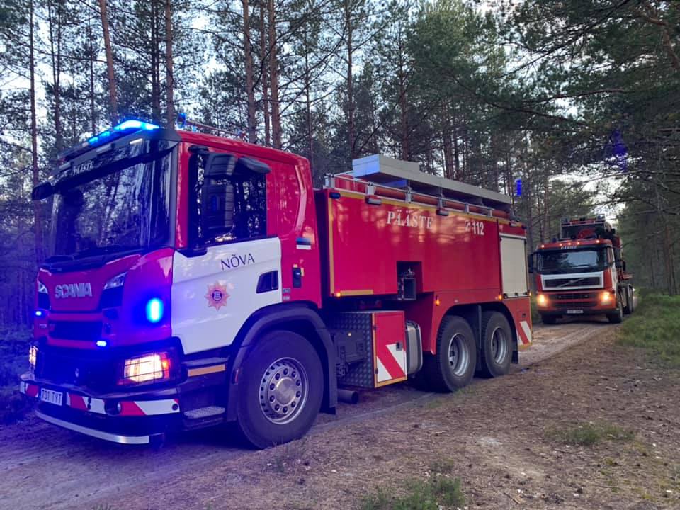 FOTOD: Äike süütas loomalauda ja rabametsa. 41 197146276 1223618368094758 3450445228734623119 n 1