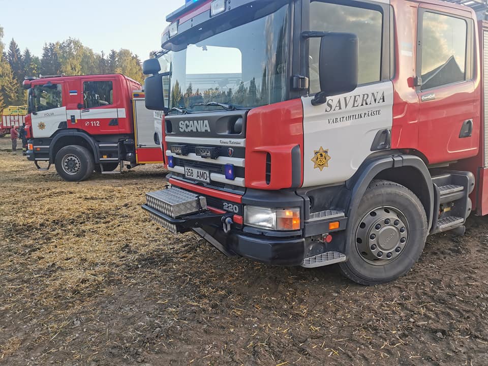 FOTOD: Põlvamaal juhtus traktoriga raske õnnetus. 10 minuaeg4