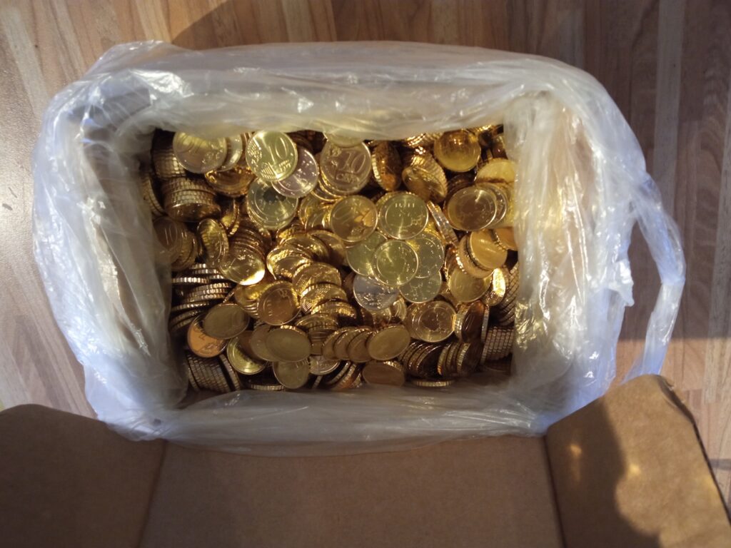 Mees saatis eksnaisele septembri elatisraha karbitäies eurosentides. 7 242414927 10226748618052507 235621359874163395 n