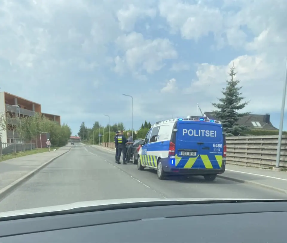 USKUMATU: Juhtimisõiguseta mees sõitis mais 6-kuuse tütruku surnuks ja täna ajas taas inimese äärepealt alla. 7 365974628 838050824592671 1737992419498557352 n