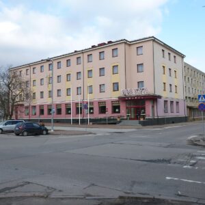 1200px-Hotel_Narva