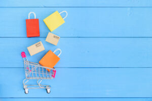 Online shopping / e-commerce and customer experience concept : S