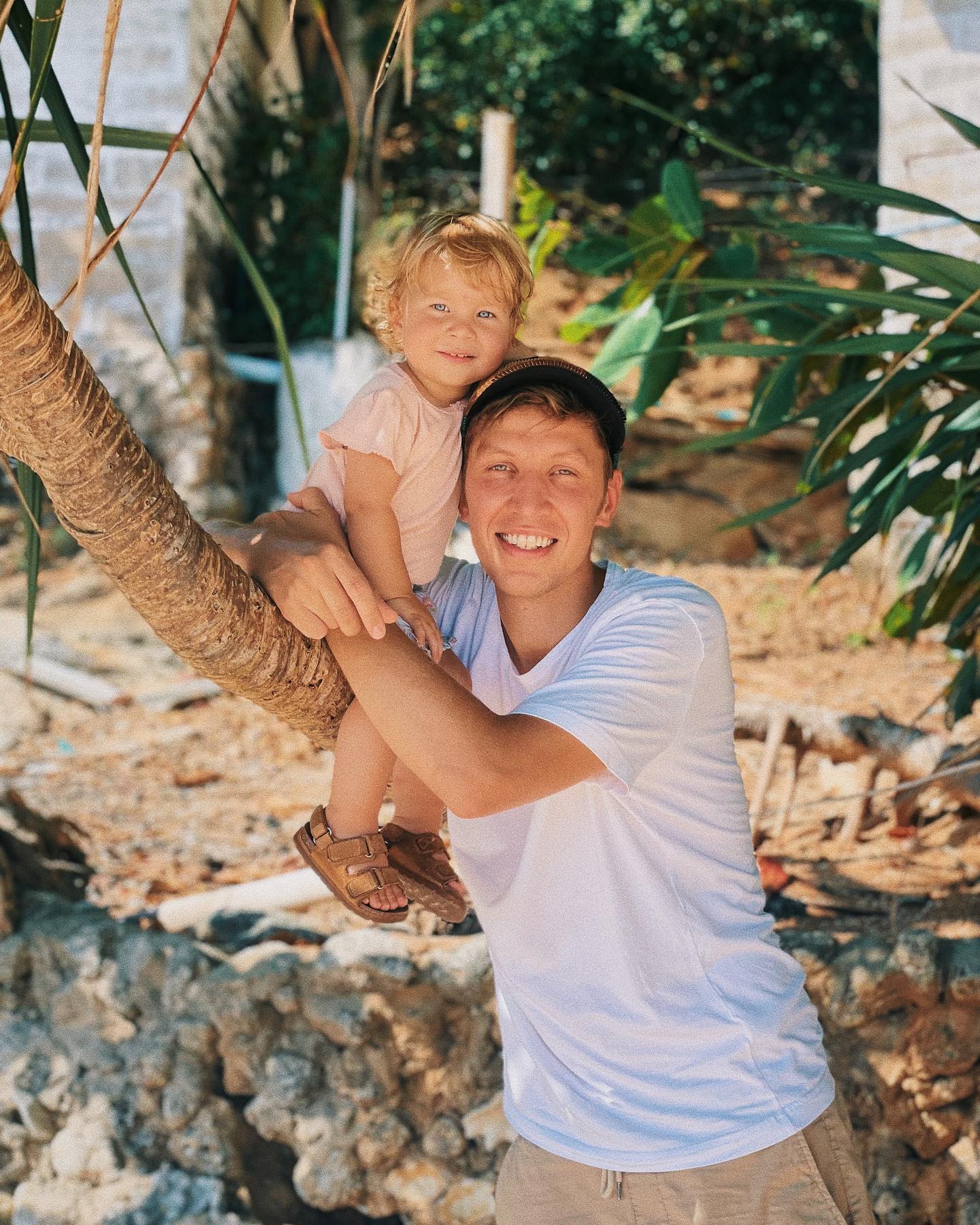 326259110_899379481063026_1886878229565444517_n