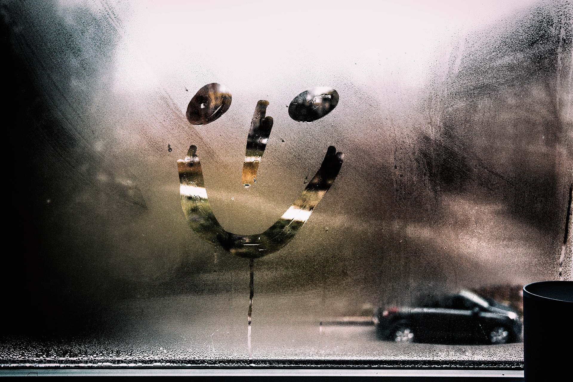 a-smile-g2cc381ec7_1920