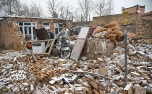 Maavärina tekitatud purustused Iraanis Khoy linnas. Autor/allikas: Soheil FARAJI / ISNA / AFP/Scanpix
