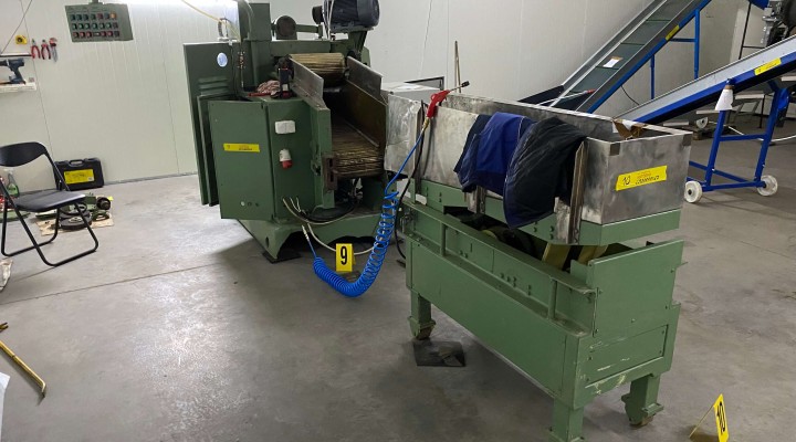 FOTOD: Saku vallas avastati tootmishoonest illegaalne sigaretitehas 5 IMG 1171