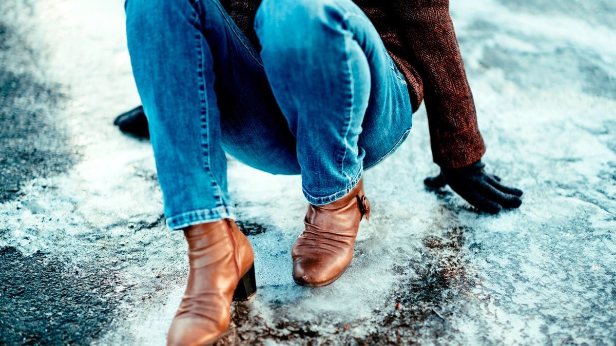 op_media_kaatua_talvella_cover