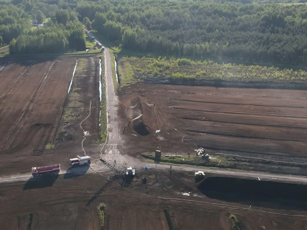 TÄIENDATUD: Viljandimaal põleb ulatuslikult turbaraba 6 Arikula rabapoleng5