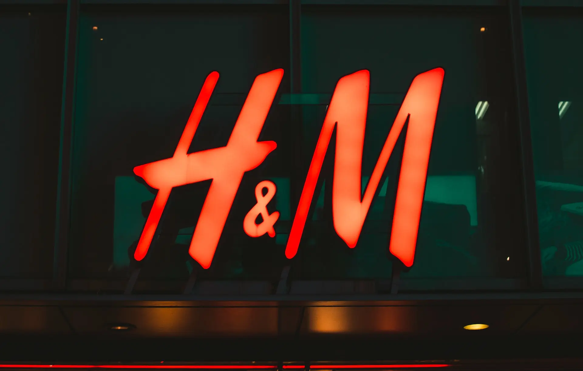 H&M