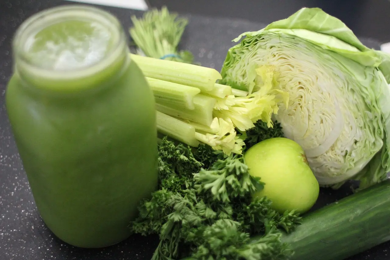 green-juice-gf7d37d3cc_1280