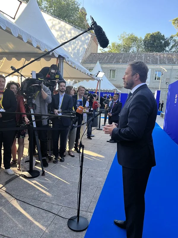 Tsahkna ELi välisministrite kohtumisel: otsustamatus, aeglus ja hirm eskalatsiooni ees annavad jätkuvalt Putini režiimile hapnikku 4 53153721467 8d4e111f08 c jpg