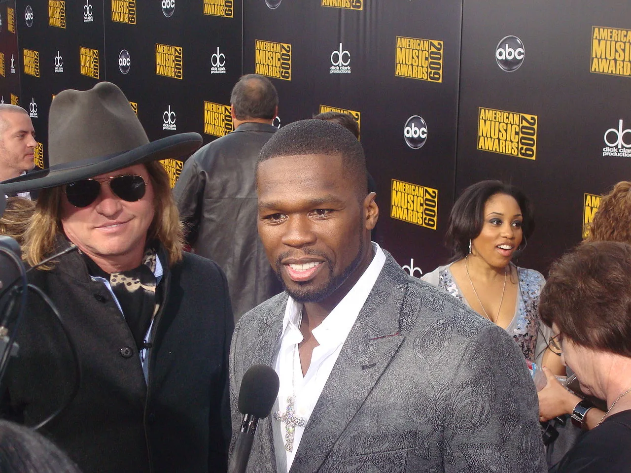 1280px-Val_Kilmer_and_50_Cent