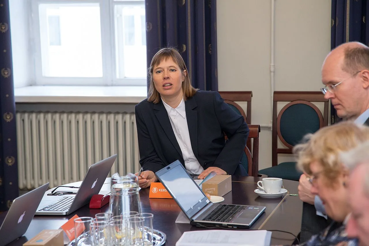 Kersti_Kaljulaid,_TÜ_nõukogu_istung_2016-02-22