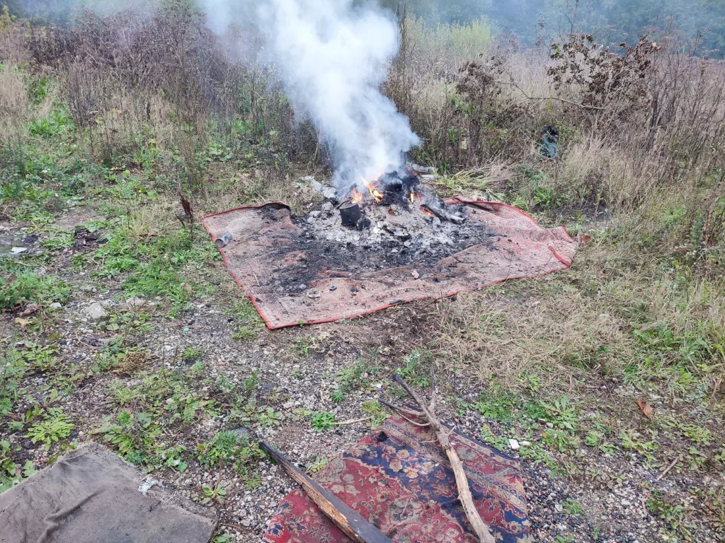 Päästjatel tuli kustutada vaiba peal põlenud järelevalveta prügihunnik 3 Kose prygi 03.10.23790 1