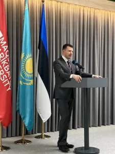 53364001360_bd05d5e27f_w