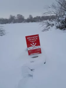 Jääle mineku keelusilt