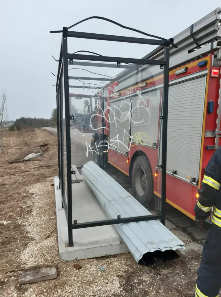 Lääne päästekeskuse sündmused 14. – 15. märtsil 2024 3 Katuseplekk Lohu