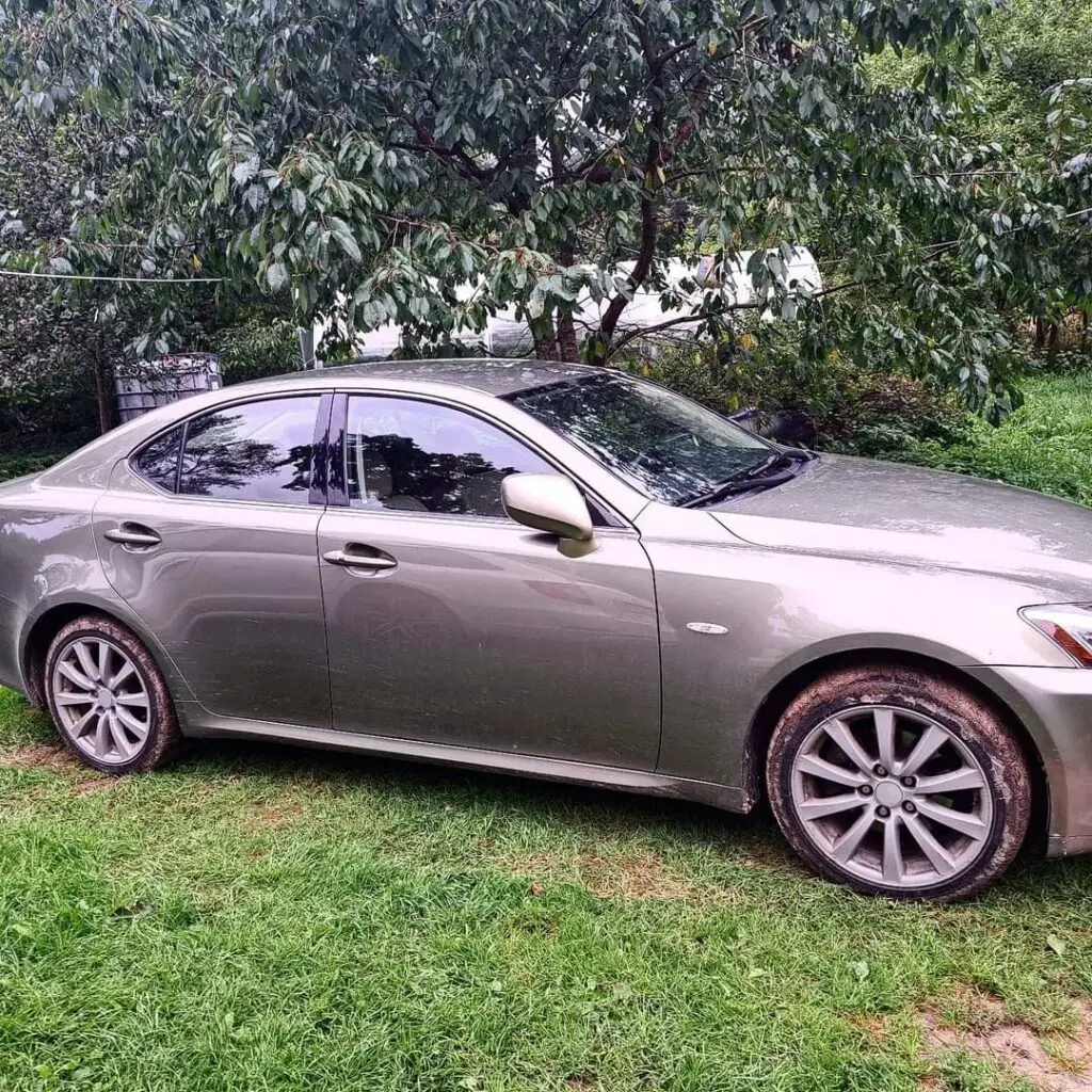 Politsei otsib Tartumaal kadunud 46-aastast Heldurit 3 Lexus