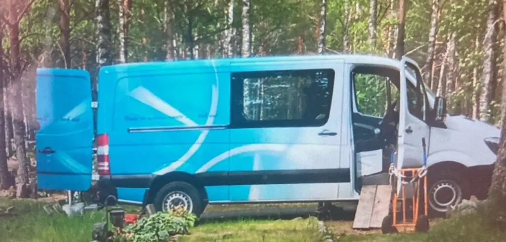 Kahjuks leiti kadunud Leo surnuna. 4 kaubik