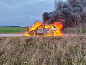 Nõmavere küla BMW põleng