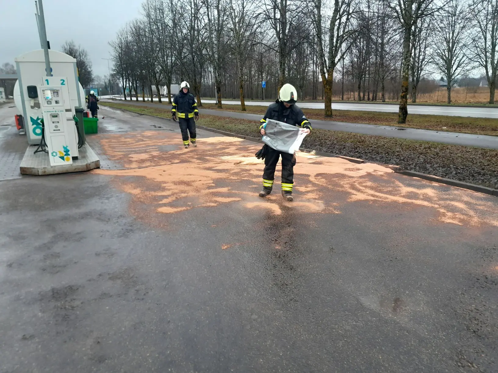 Valga_tankla_ku__tuseleke_28_12_2